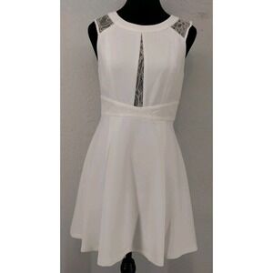 BCBGeneration Size 4 | White Lace Cutout Fit Flare Mini Dress‎ Sleeveless Party